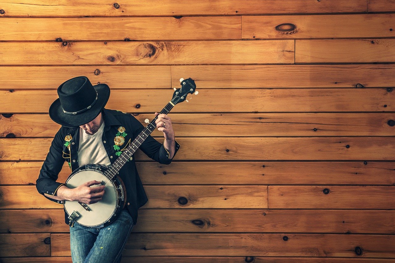 Solid Tricks to Grow Your Fanbase and Increase Your Revenue as a Musician